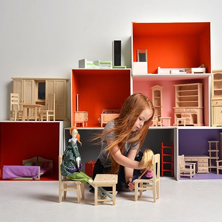 Miniature Dollhouses and Accessories - How to Choose
