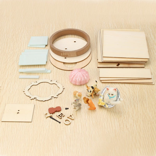 Cats Dollhouse in a Box