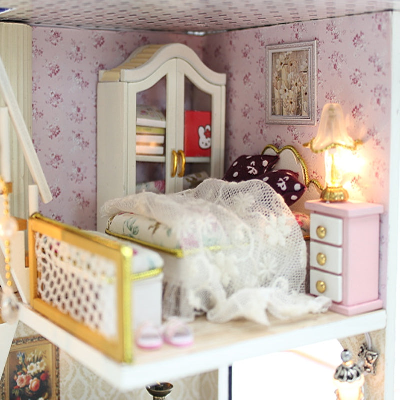 Paris themed Doll house popular round bed